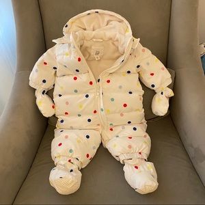 Gap polka dot snowsuit for 0-6m